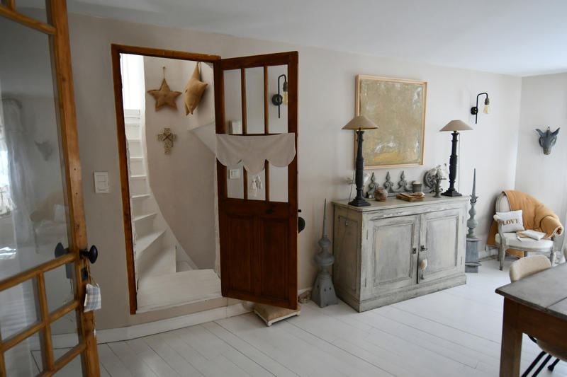 Maison - 295 m² - 10 pièces