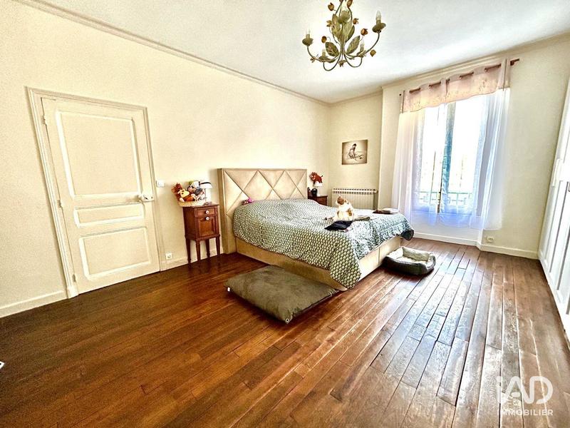 Maison - 188 m² - 6 pièces