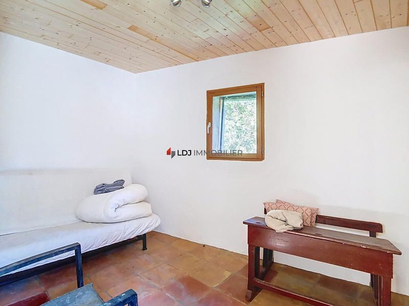 Maison - 350 m² - 12 pièces