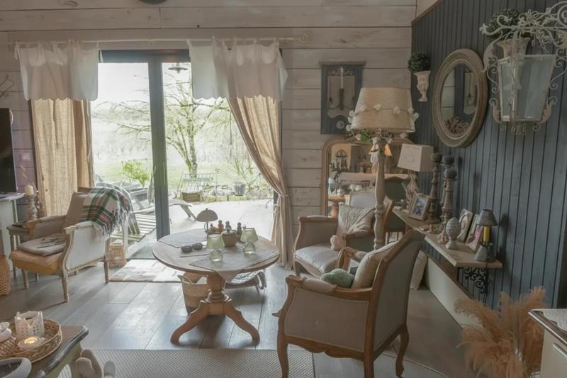 Maison en pierre - 350 m² - 8 pièces