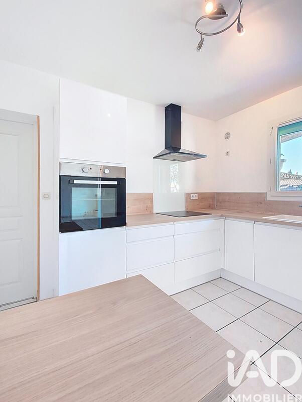 Maison - 110 m² - 5 pièces