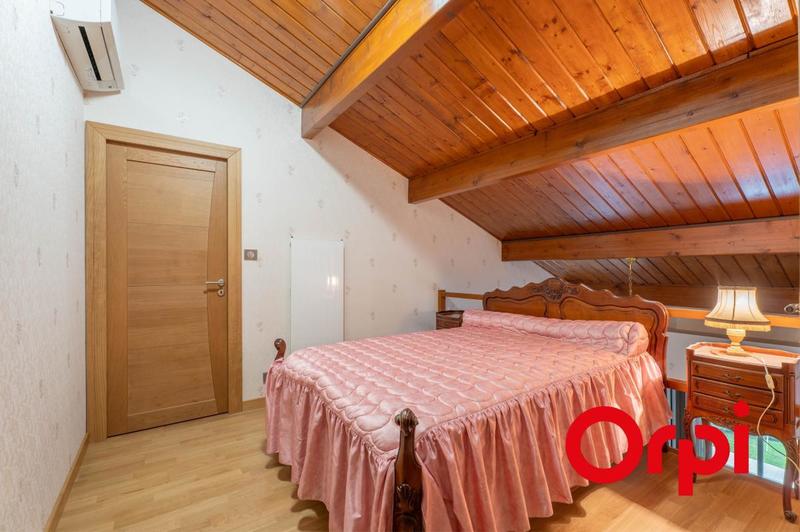 Villa - 210 m² - 5 pièces