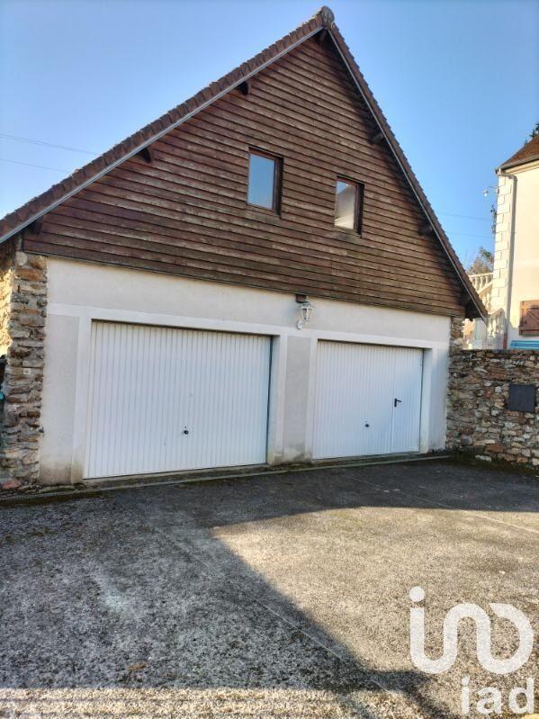 Maison - 230 m² - 7 pièces