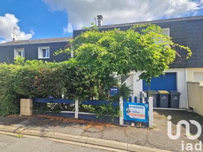 Maison - 97 m² - 6 pièces