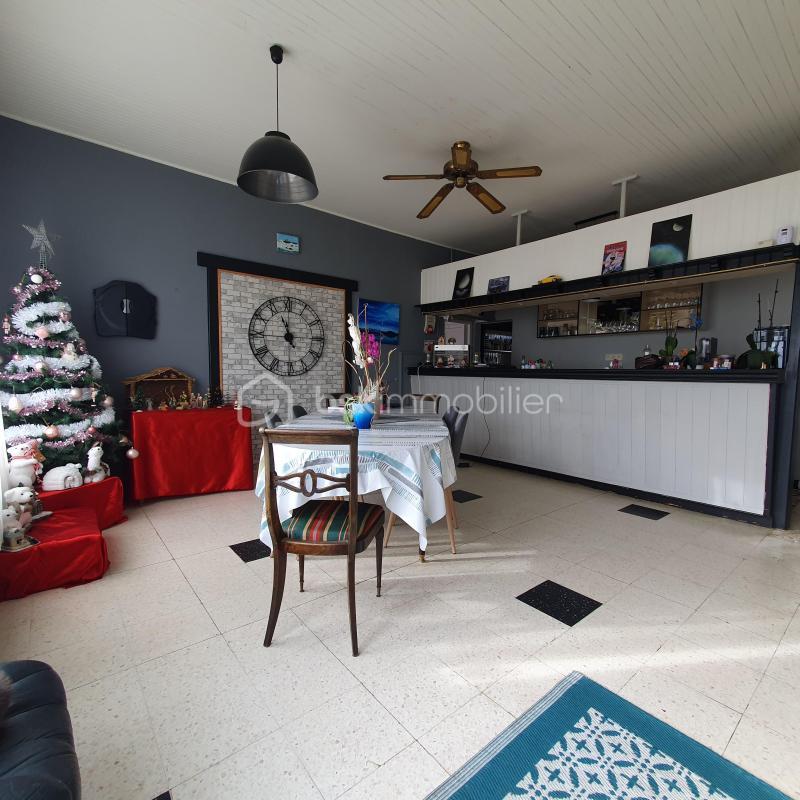 Maison traditionnelle - 191 m² - 7 pièces