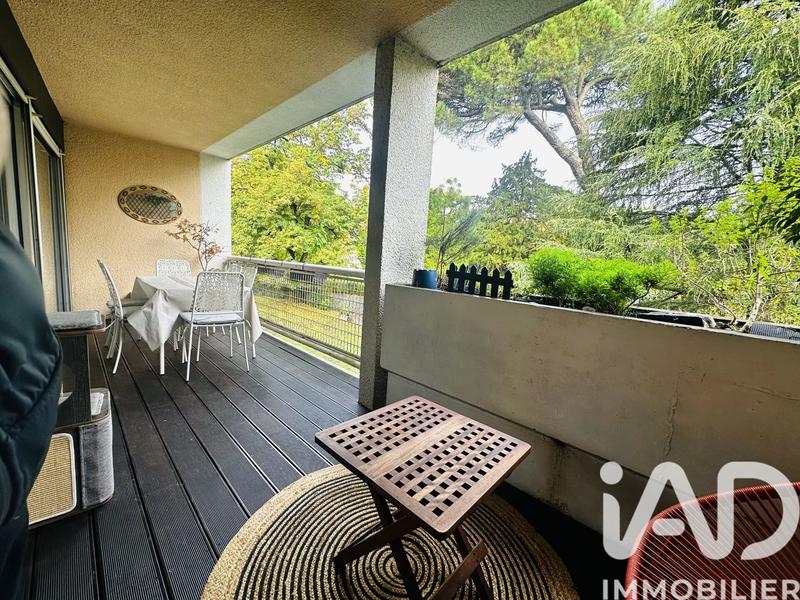 Appartement - 96 m² - 5 pièces