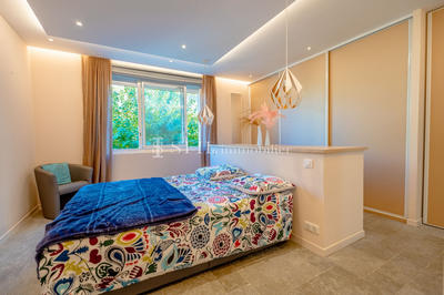 Appartement - 90 m² - 3 pièces