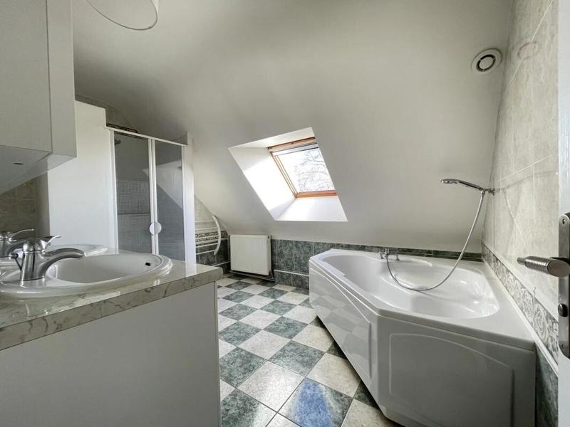 Maison - 134 m² - 5 pièces