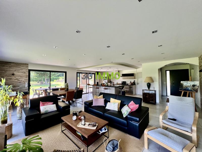 Maison - 141 m² - 5 pièces