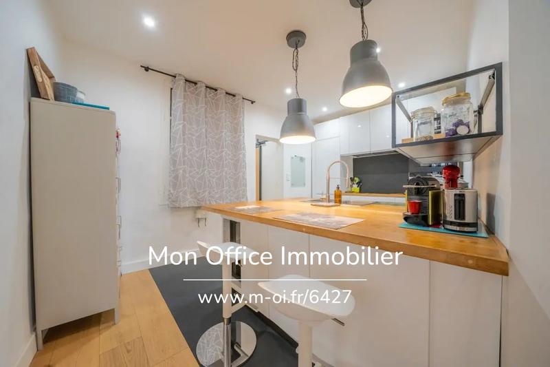 Appartement - 81 m² - 3 pièces