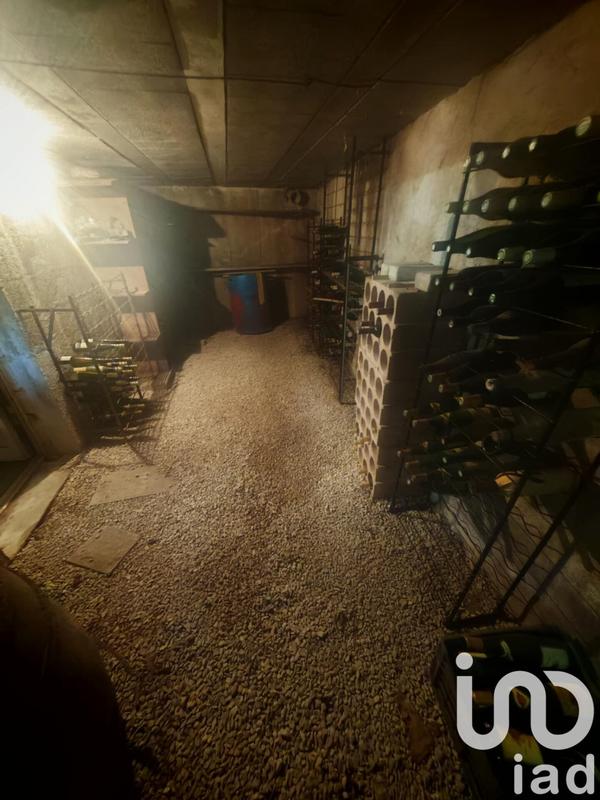 Maison - 186 m² - 9 pièces