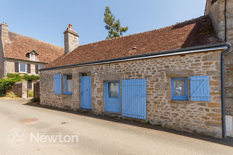 Maison - 340 m² - 14 pièces