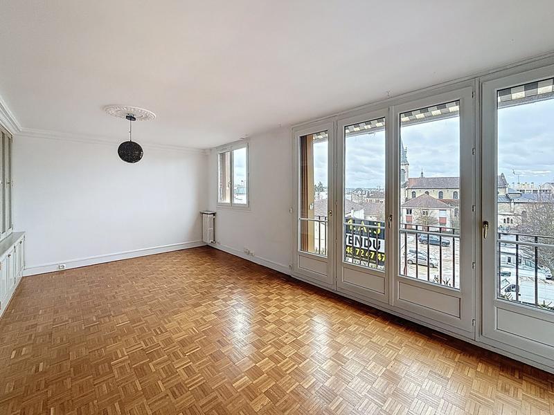 Appartement - 64 m² - 3 pièces