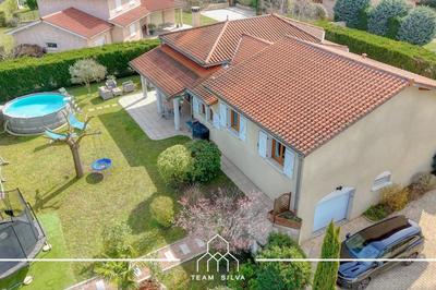 Maison - 170 m² - 5 pièces