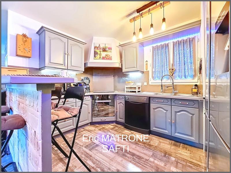 Maison - 105 m² - 5 pièces