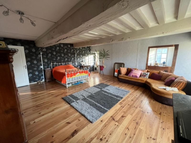 Maison - 190 m² - 7 pièces