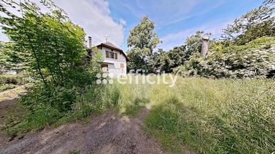 Maison - 150 m² - 8 pièces