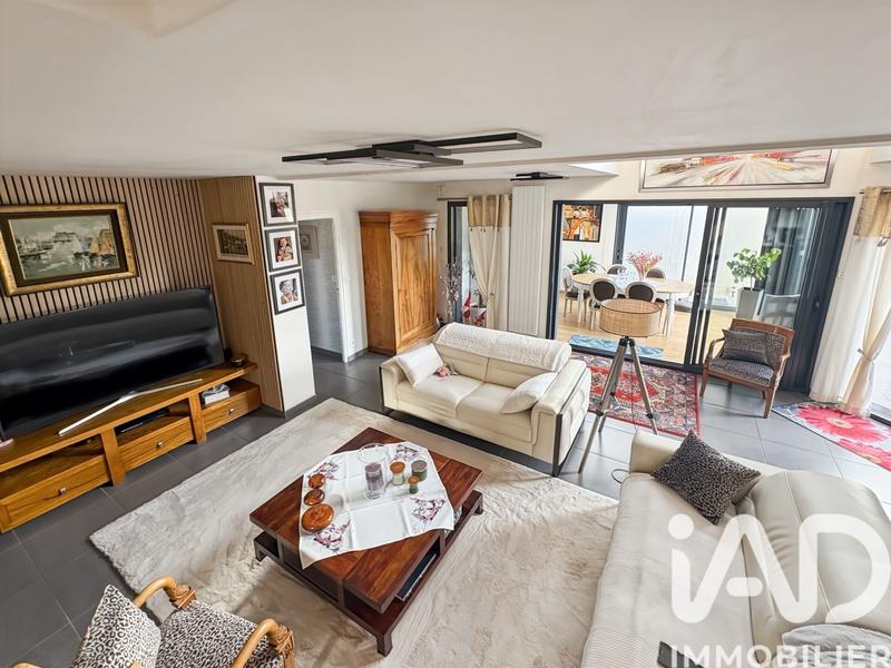 Maison - 123 m² - 5 pièces