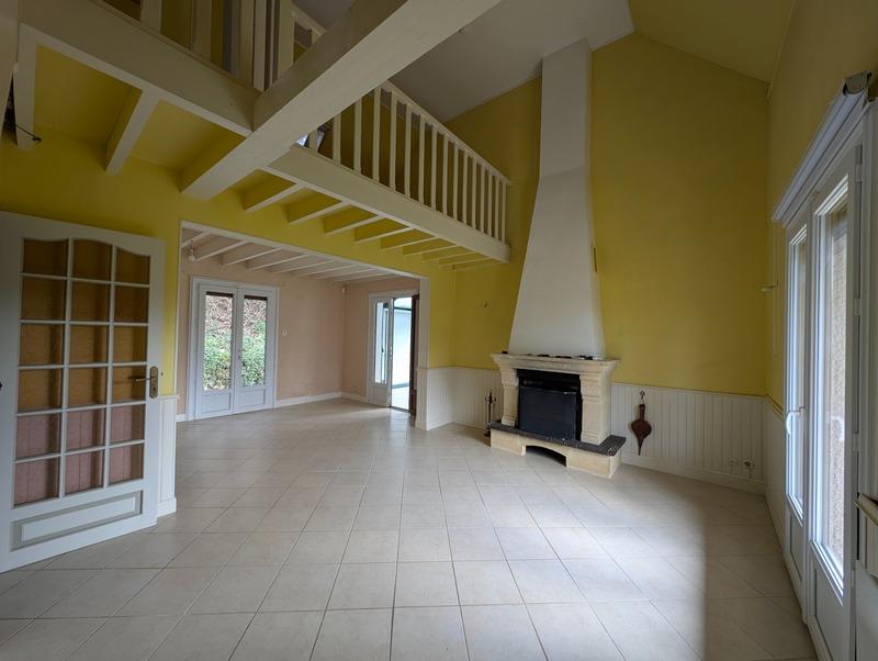 Maison - 98 m² - 4 pièces