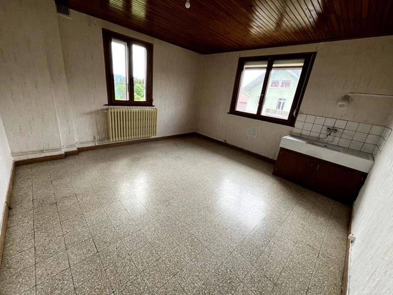 Maison - 316 m² - 9 pièces