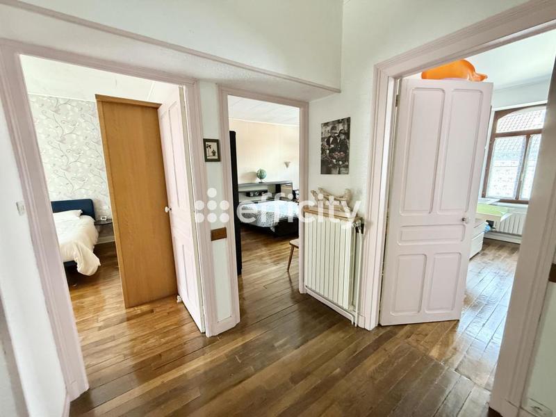 Maison - 173 m² - 7 pièces