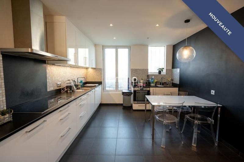 Maison d'architecte - 250 m² - 7 pièces