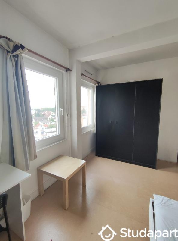 Chambre - 9 m² - 1 pièce