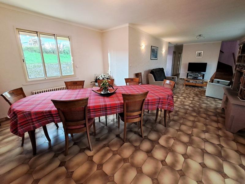 Maison - 124 m² - 6 pièces