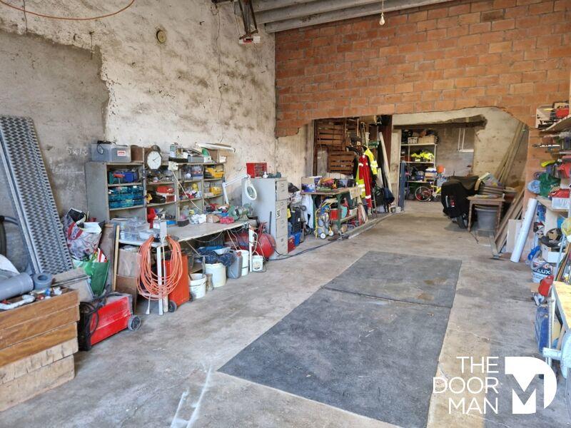 Maison - 436 m² - 12 pièces