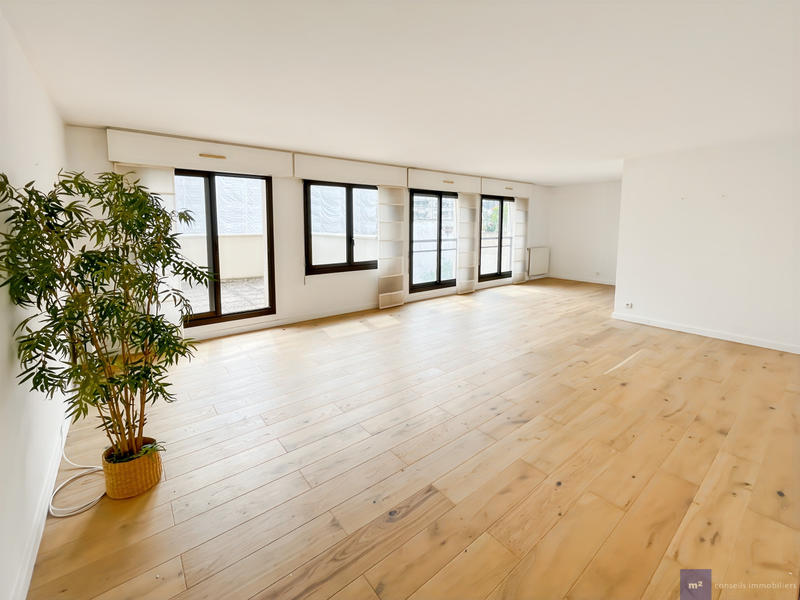 Appartement - 85 m² - 4 pièces