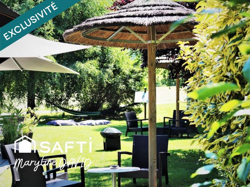 Maison - 600 m² - 15 pièces