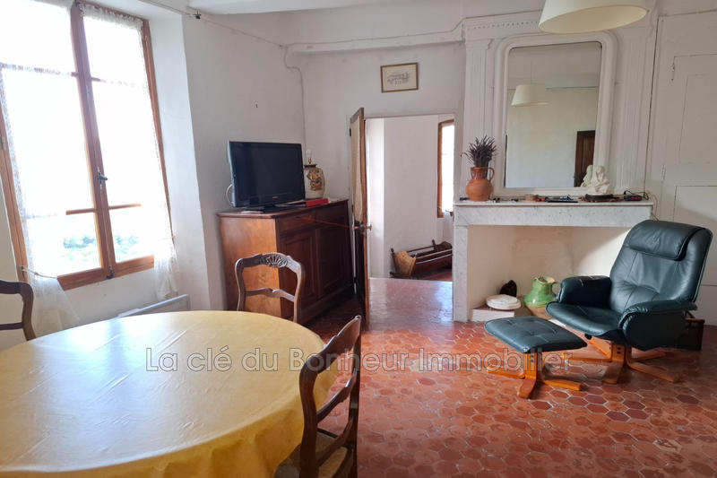 Maison de village - 350 m² - 13 pièces