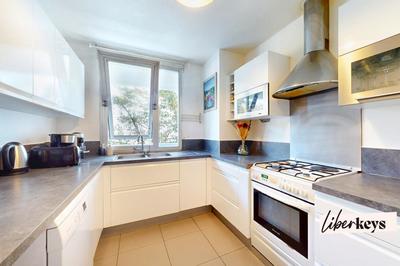 Appartement - 91 m² - 5 pièces