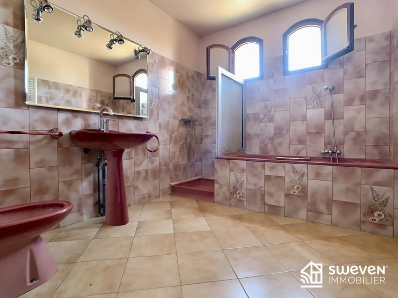 Maison ancienne - 197 m² - 7 pièces