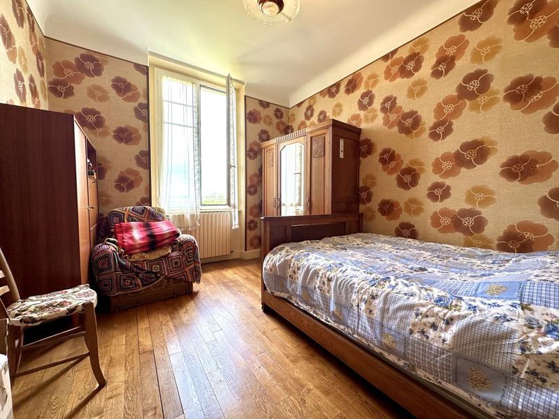 Maison - 122 m² - 6 pièces