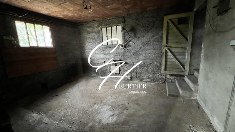 Maison - 160 m² - 5 pièces