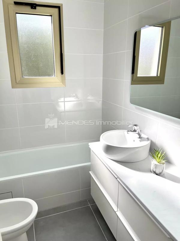 Appartement - 68 m² - 4 pièces