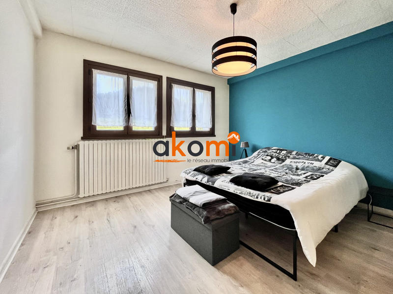 Maison - 98 m² - 5 pièces