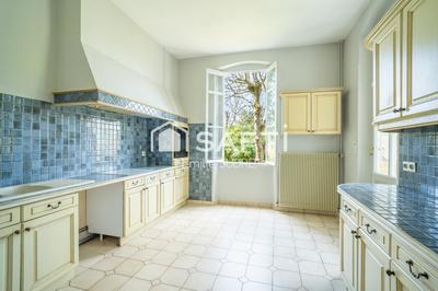 Maison de maîtres - 245 m² - 6 pièces