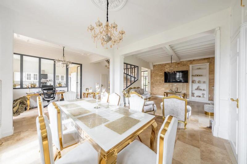 Château - 1 000 m² - 7 pièces