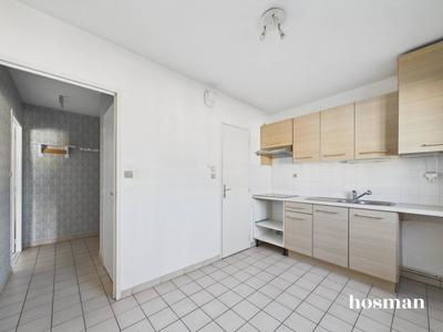 Appartement - 93 m² - 4 pièces