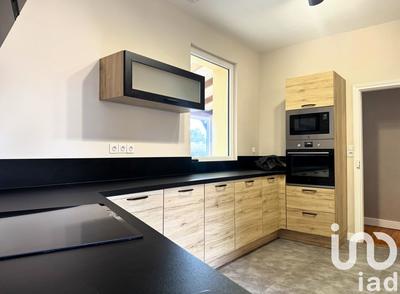 Maison - 202 m² - 6 pièces