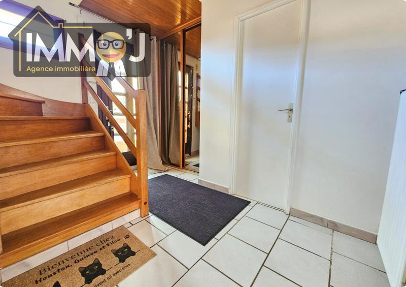 Maison - 96 m² - 4 pièces