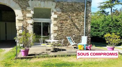 Maison - 229 m² - 11 pièces