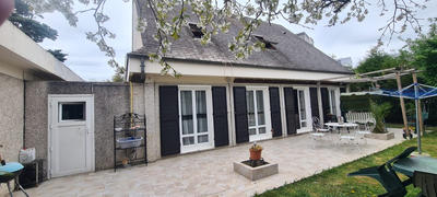 Maison - 149 m² - 7 pièces