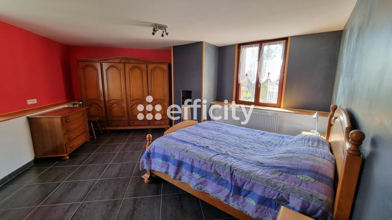 Maison - 198 m² - 10 pièces