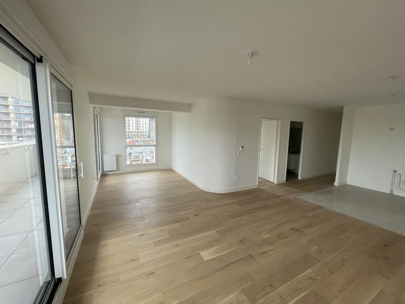 Appartement - 93 m² - 4 pièces