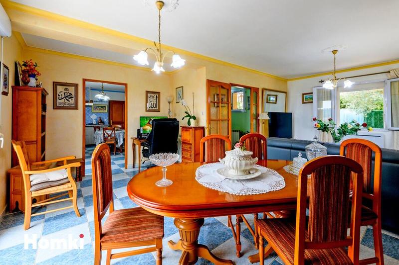 Maison - 120 m² - 5 pièces