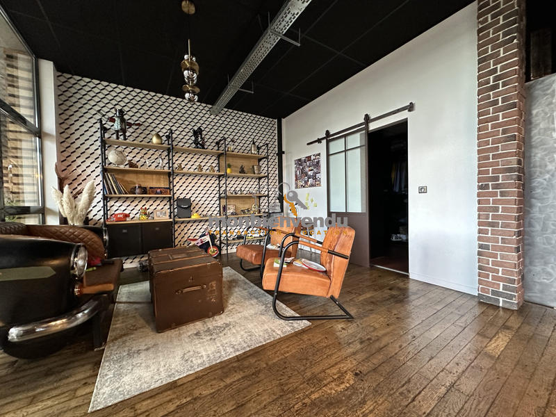 Appartement - 223 m² - 6 pièces