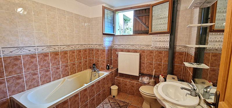 Maison bourgeoise - 278 m² - 16 pièces